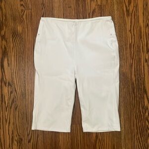 Lysse white size large cropped pants